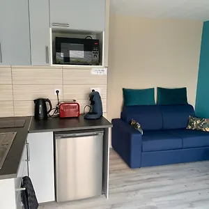 https://le-bron-accueil-topdestination-lyon.hotels-rhonealpes.com
